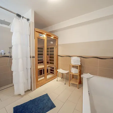 Appartement Grosszuegige Auf Zwei Ebenen Mit Infrarotsauna *