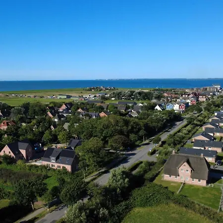 Grosszuegige Auf Zwei Ebenen Mit Infrarotsauna * Dagebüll